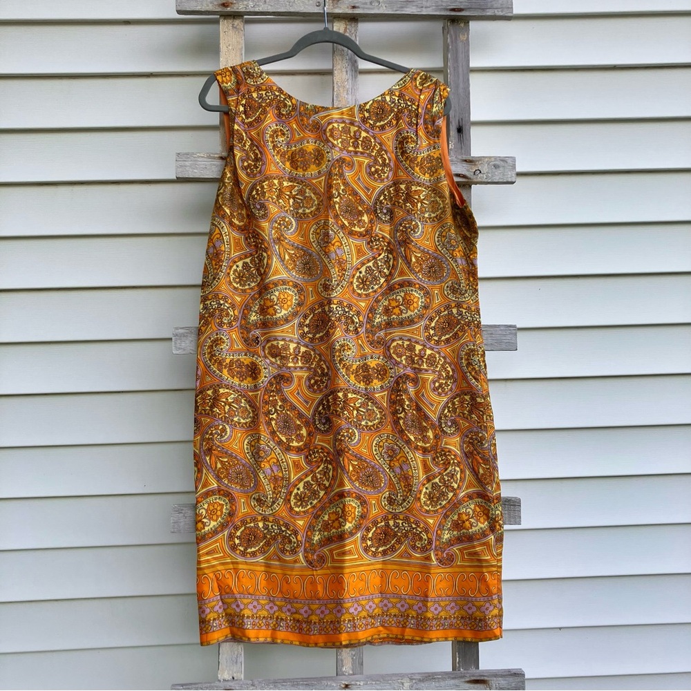 Vintage Volup 1960s 1970s Gary Jay Yellow Orange Paisley Shift Dress